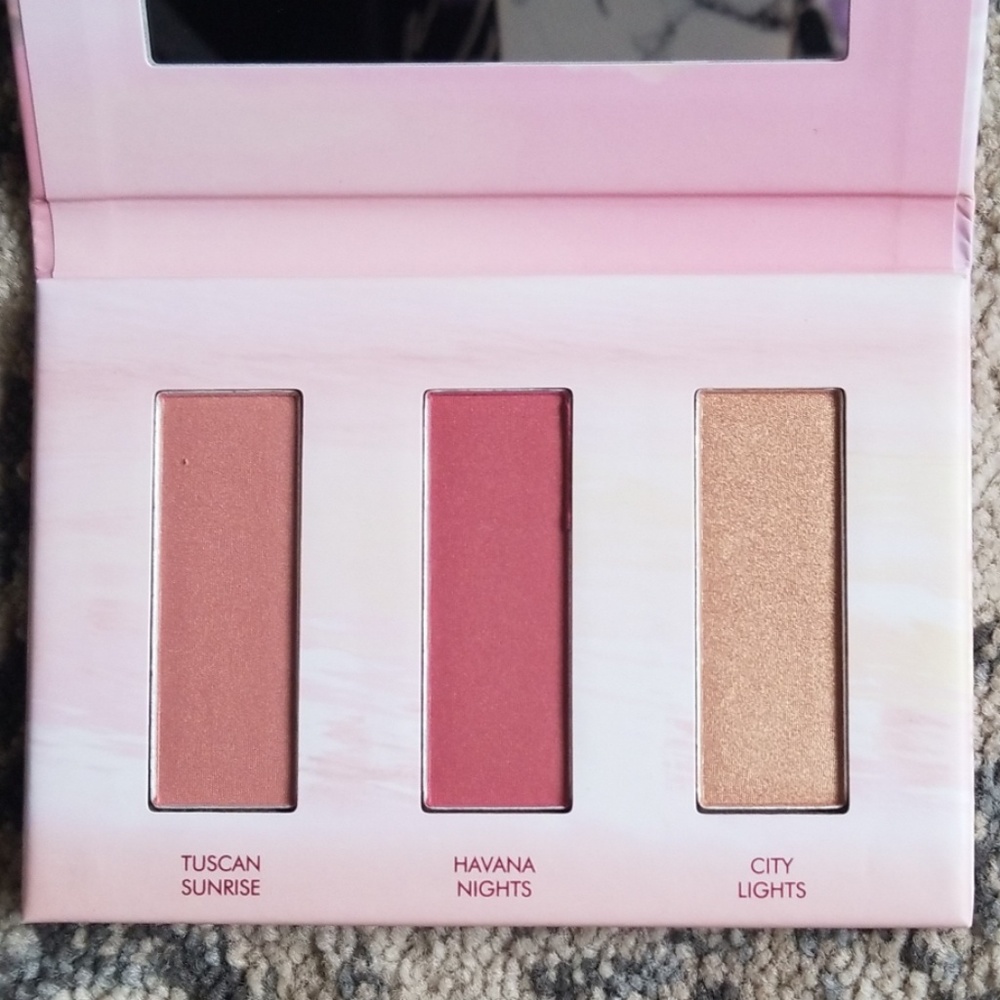 Wander Beauty "Dusk to Dawn" Palette